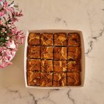 کیک سیب دارچین و گردو